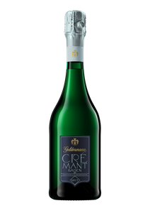 Dunkelgrüne Geldermann Crémant Baden-Flasche mit silberner Sektkapsel und dunkelblauem Etikett
