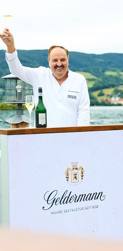 Geldermann Soirée Rosé: Johann Lafer am Geldermann erhebt sein Sektglas