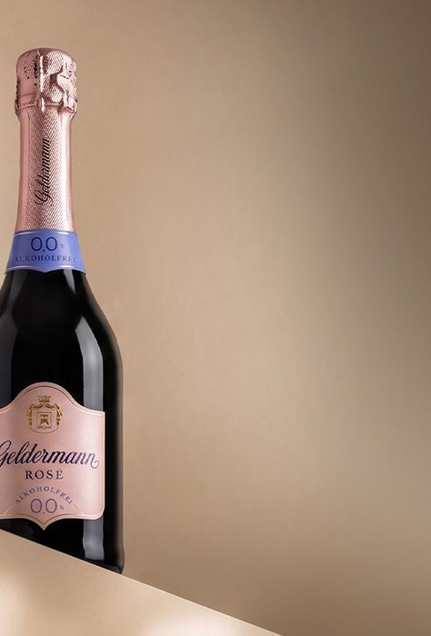 Eine Flasche des Geldermann Rosé Alkoholfrei 0,0 %