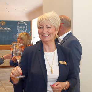 Rückblick Deutscher Sekttag 2025 bei Geldermann: Dietlinde Schütz in der Sektboutique